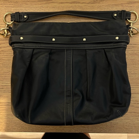 SOLD - COACH HAMPTON MEDIUM SHOULDER BAG - F10205 - Picture 3 of 8